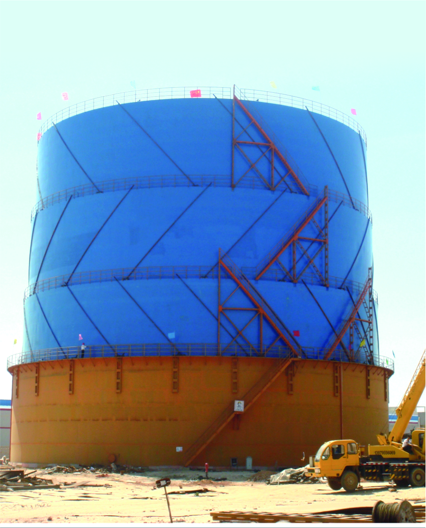 丰城市港华燃气有限公司5.4万m3气柜制作安装工程