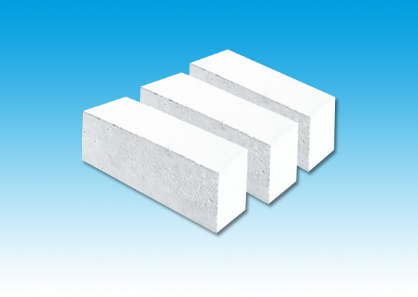 Lightweight mullite insulation brick