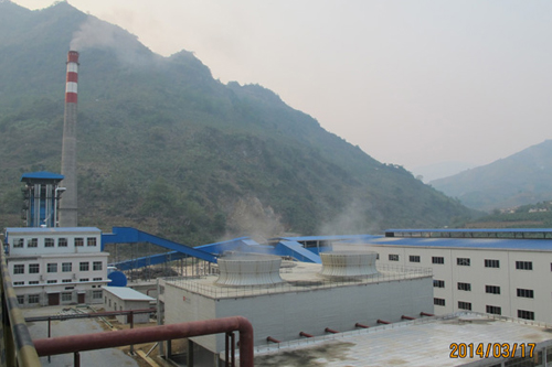 金平县金珂糖厂（日榨甘蔗8000吨）顺利投产